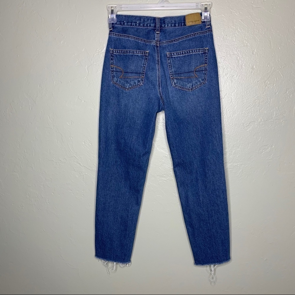 American Eagle Distressed Cropped Mom Jeans - Picture 3 of 7